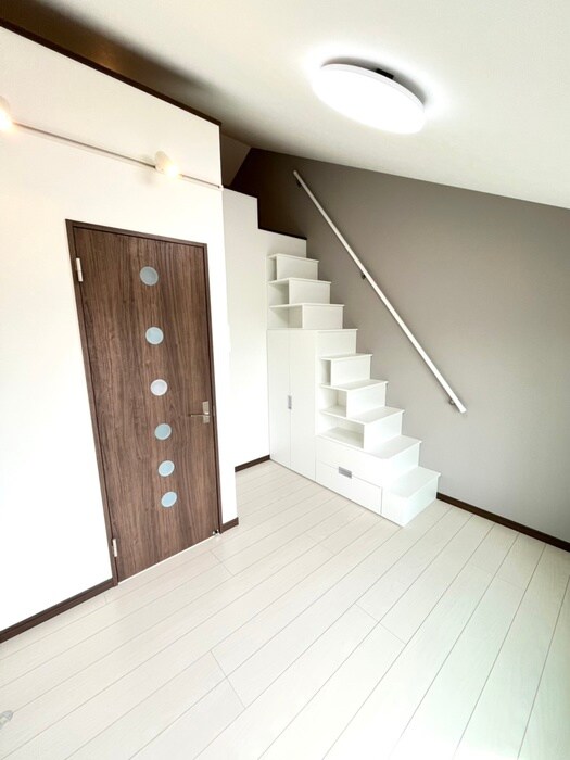 物件内観写真10　(居室)