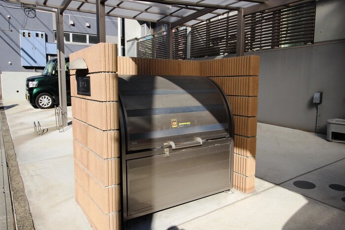 物件外観写真4　(建物設備)