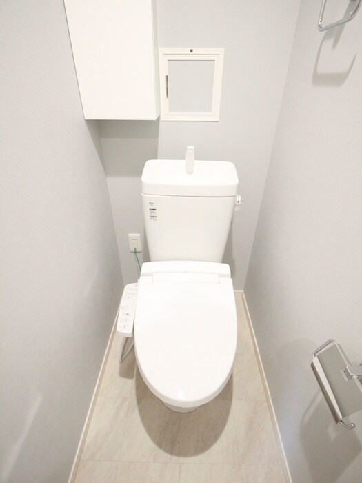 物件内観写真11　(トイレ)