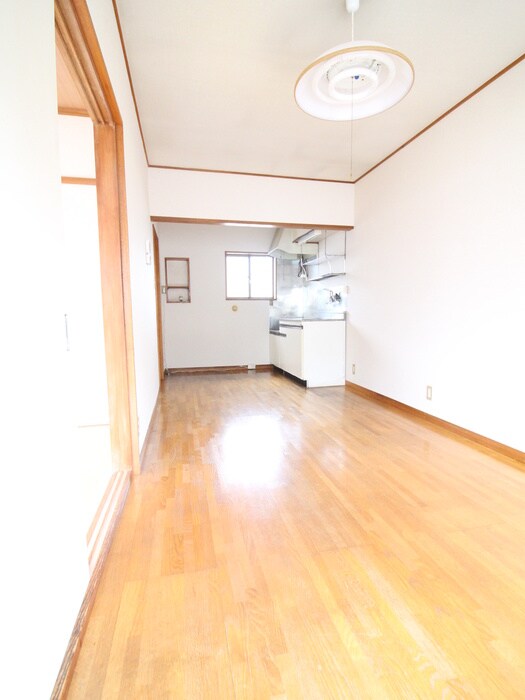 物件内観写真9　(居室)