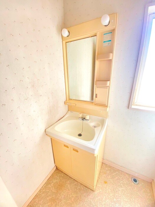 物件内観写真13　(洗面)