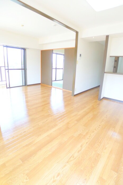 物件内観写真8　(居室)