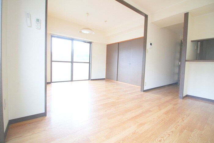 物件内観写真13　(居室)