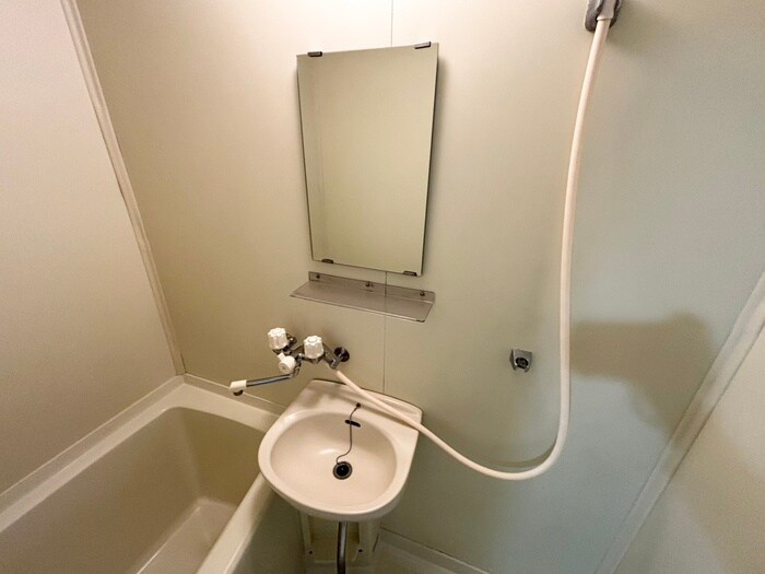 物件内観写真12　(洗面)