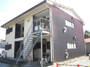 植村アパ－ト外観写真