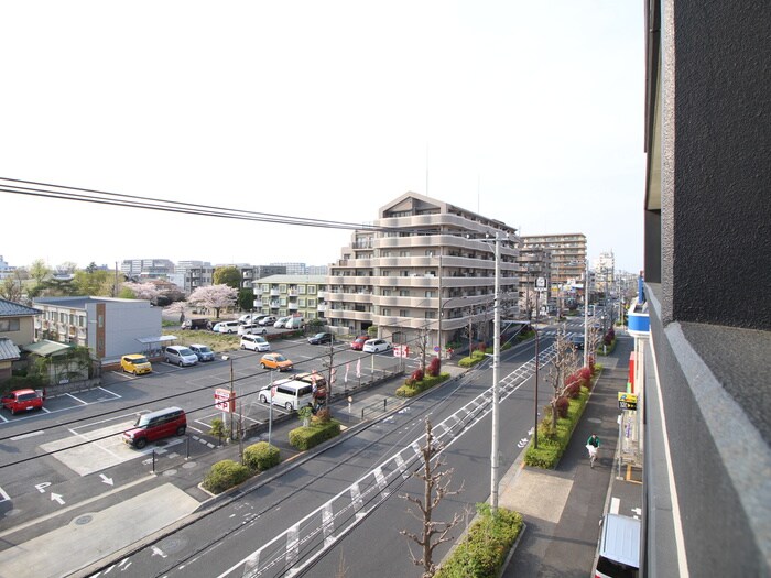 物件内観写真21　(室内からの展望)