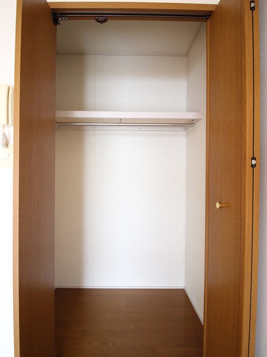 物件内観写真11　(収納)