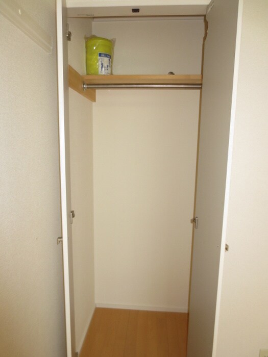 物件内観写真13　(収納)