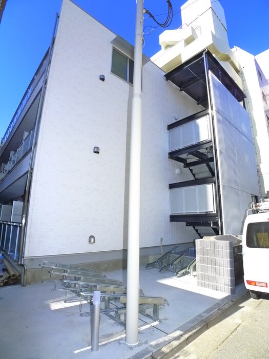 物件外観写真1　(外観写真)