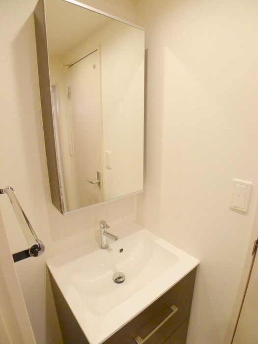 物件内観写真10　(洗面)