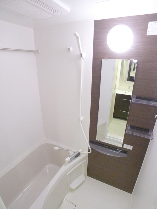 物件内観写真10　(バス／シャワールーム等)