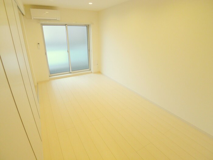 物件内観写真18　(居室)