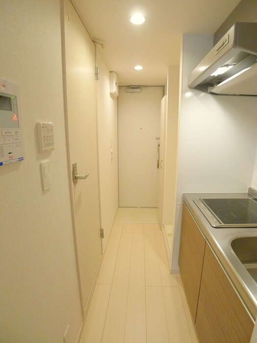 物件内観写真20　(廊下)