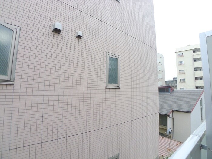 物件内観写真22　(室内からの展望)