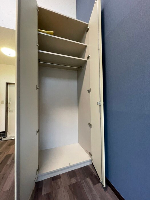 物件内観写真12　(収納)