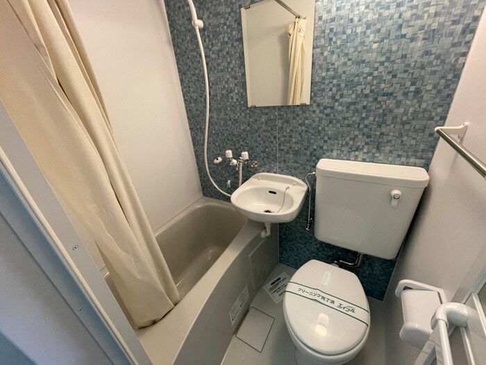 物件内観写真15　(トイレ)