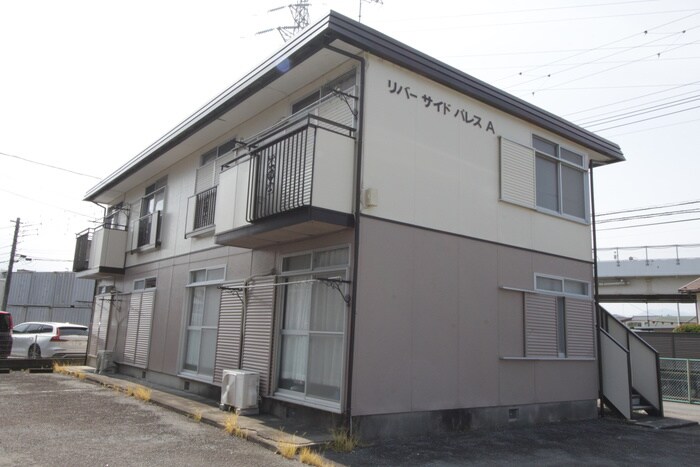 物件外観写真4　(外観写真)