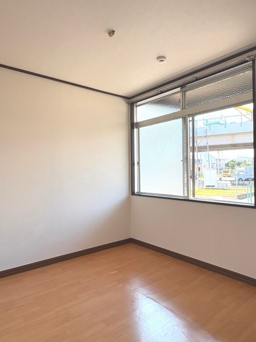 物件内観写真16　(居室)