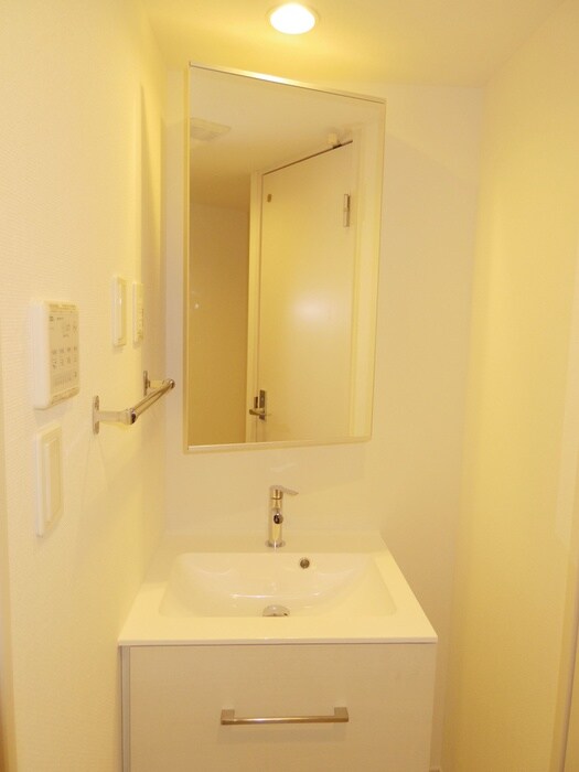 物件内観写真11　(洗面)