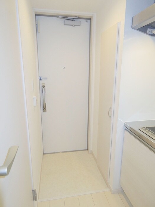 物件内観写真20　(玄関)