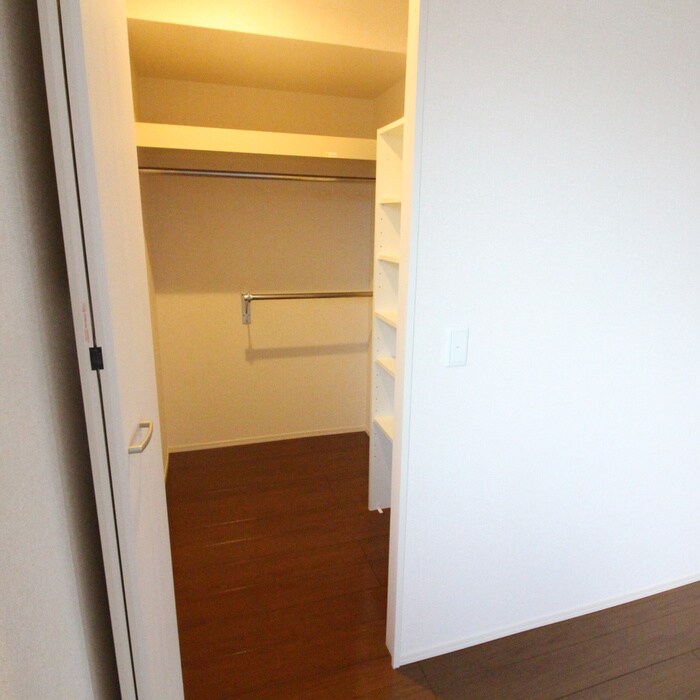 物件内観写真11　(収納)