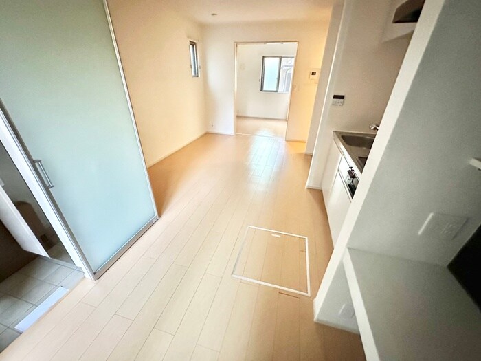 物件内観写真8　(居室)