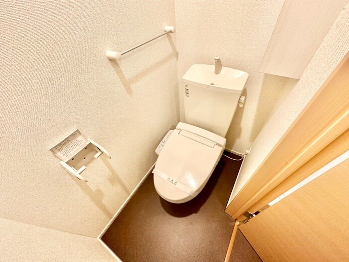 物件内観写真12　(トイレ)