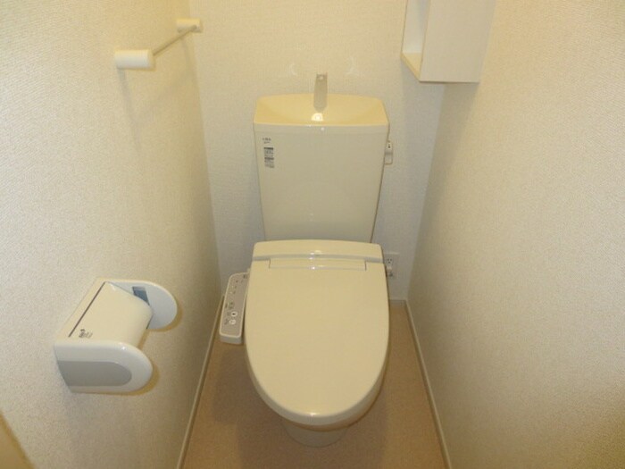 物件内観写真16　(トイレ)