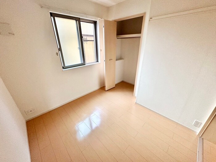 物件内観写真18　(居室)