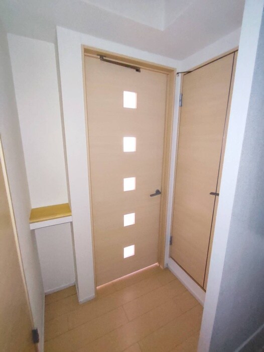 物件内観写真19　(廊下)