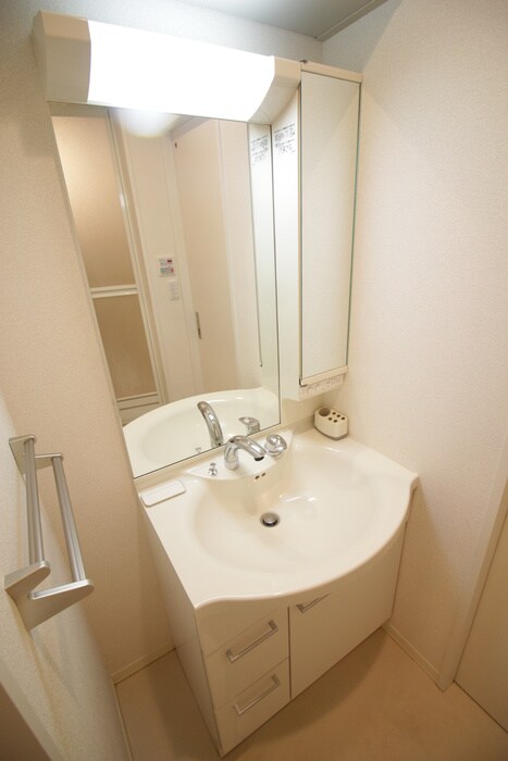 物件内観写真13　(洗面)
