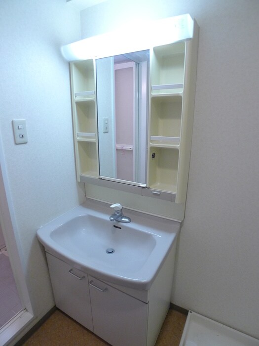 物件内観写真11　(洗面)