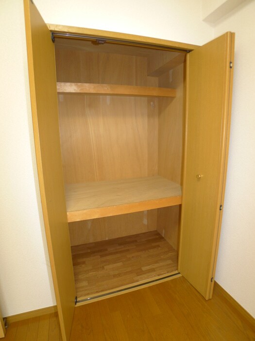 物件内観写真14　(収納)