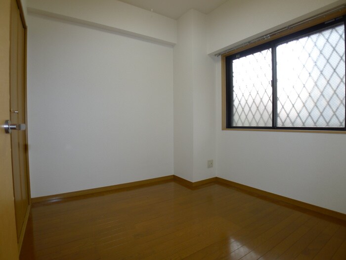 物件内観写真15　(居室)