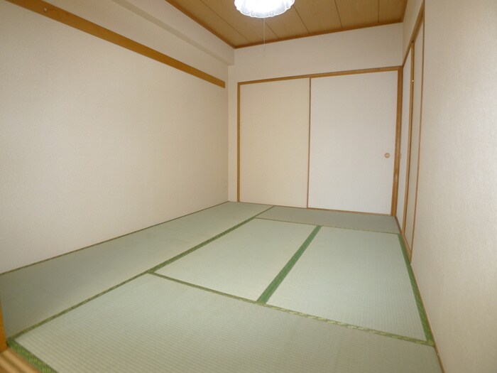 物件内観写真18　(居室)