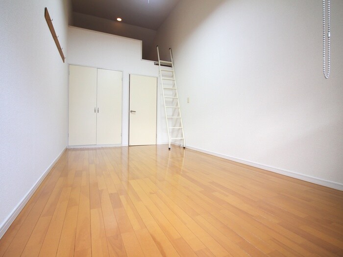 物件内観写真10　(居室)