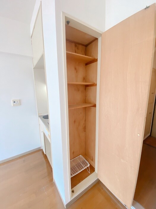 物件内観写真9　(収納)