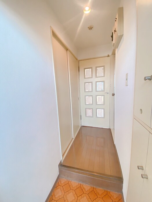 物件内観写真14　(廊下)