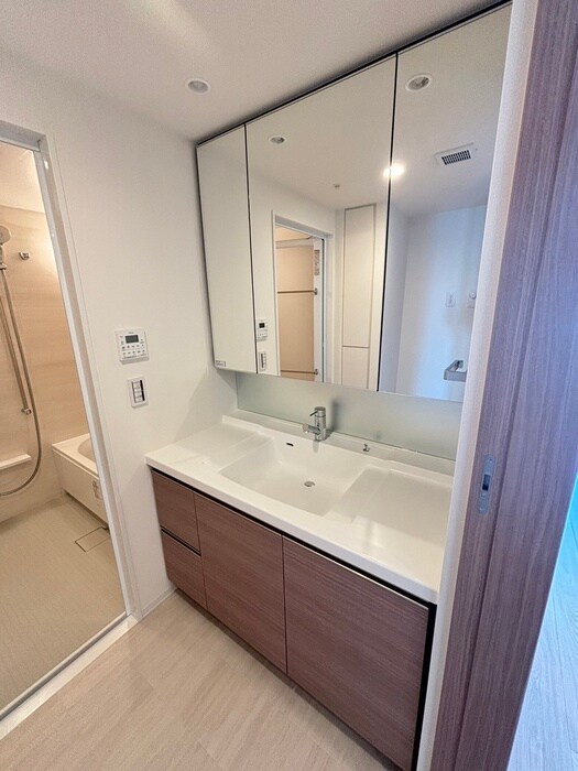 物件内観写真10　(洗面)