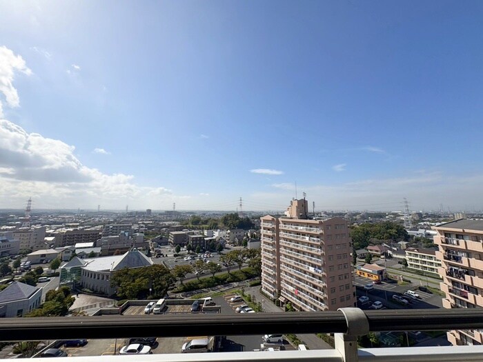 物件内観写真20　(室内からの展望)