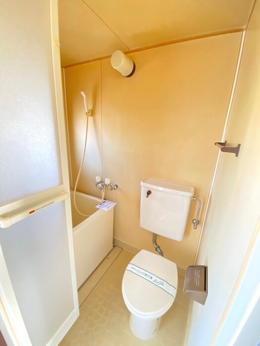 物件内観写真12　(トイレ)