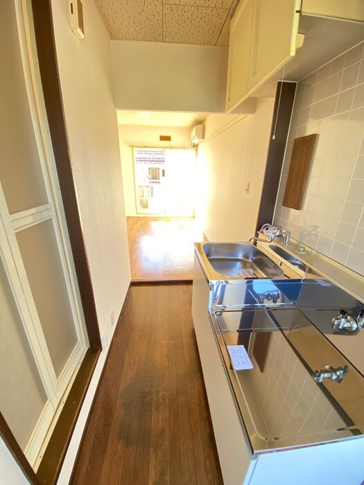 物件内観写真19　(廊下)