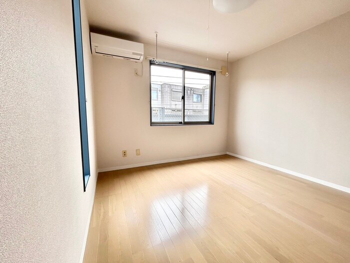 物件内観写真10　(居室)