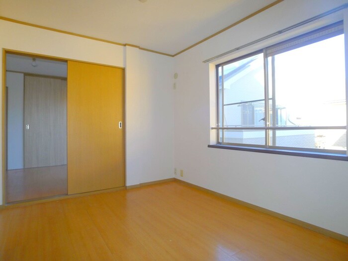 物件内観写真11　(室内からの展望)