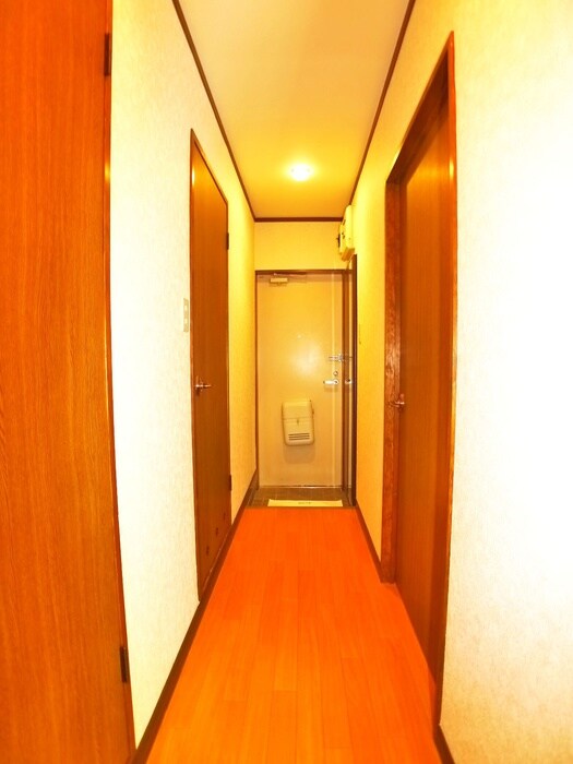 物件内観写真20　(廊下)