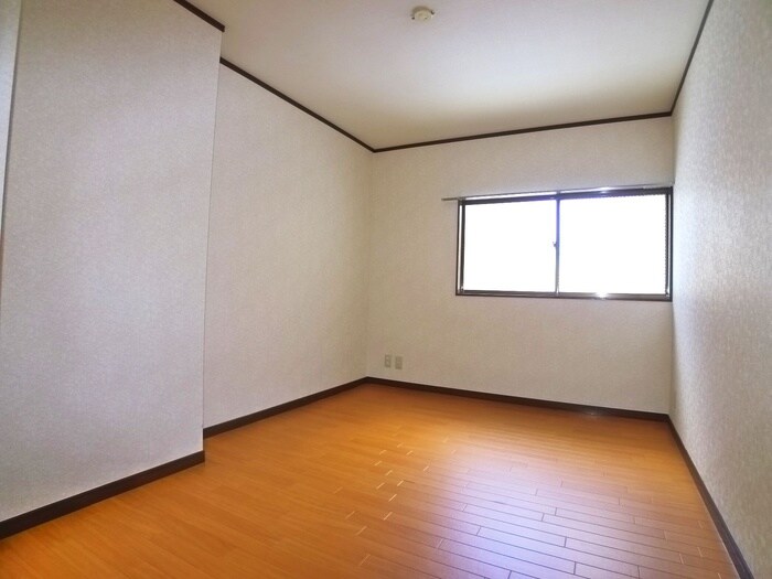 物件内観写真21　(居室)