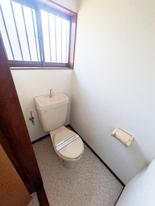 物件内観写真13　(トイレ)