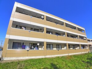 コ－ポピオ－ネ２外観写真