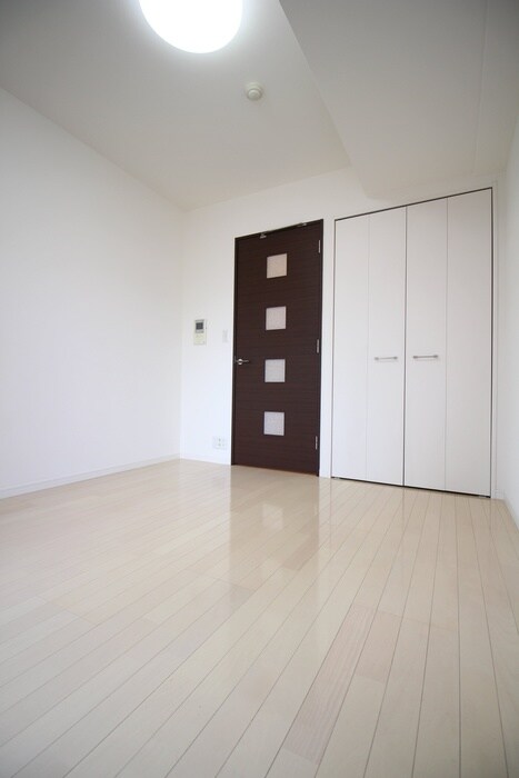 物件内観写真15　(居室)