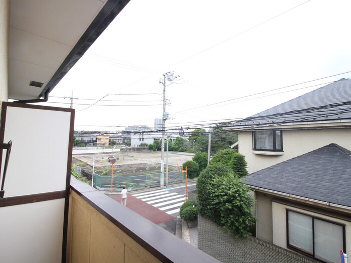 物件内観写真22　(室内からの展望)